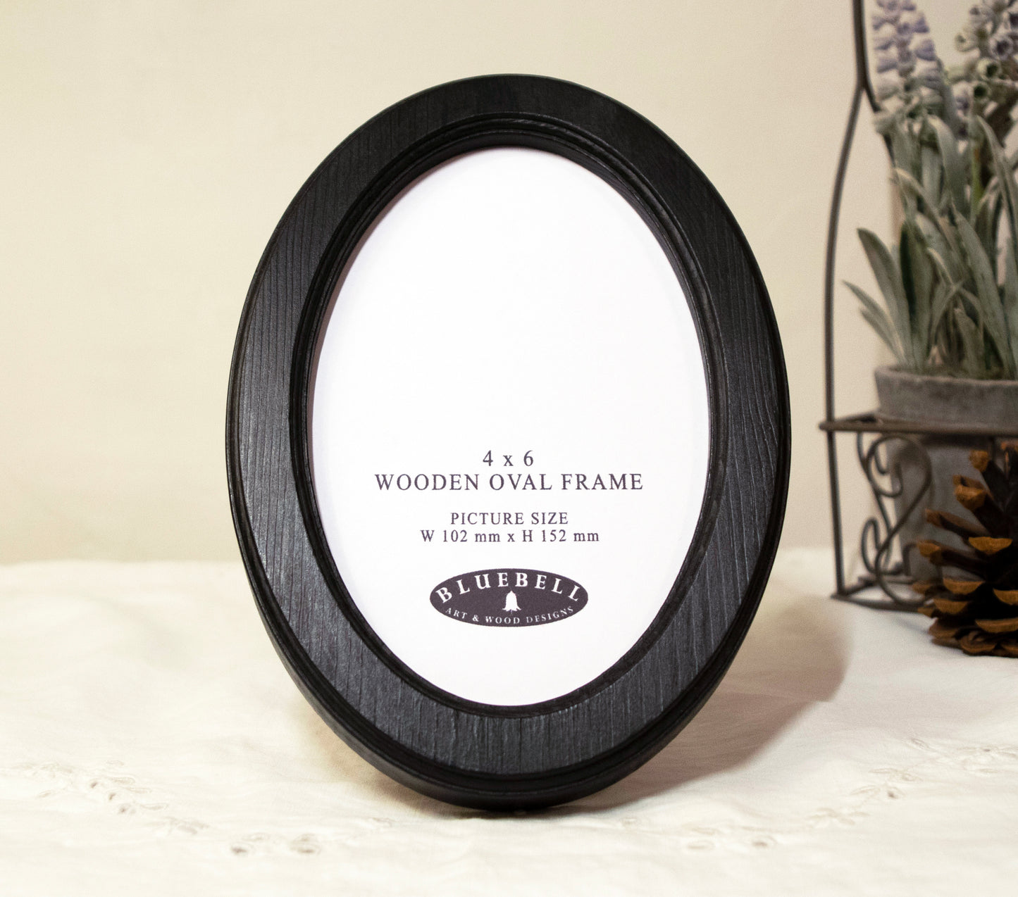 Black 4" x 6" Oval Roman Edged Handmade Wooden Photo Picture Frame