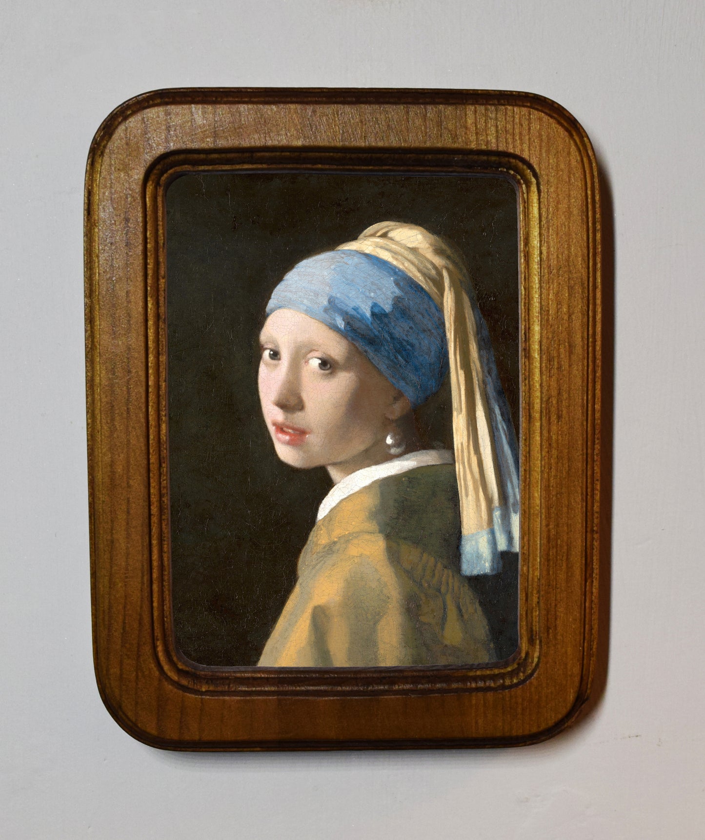 Girl With A Pearl Earring Johannes Vermeer c. 1665 4" x 6" Rectangle Roman Edged Wooden Framed Classic Art Print