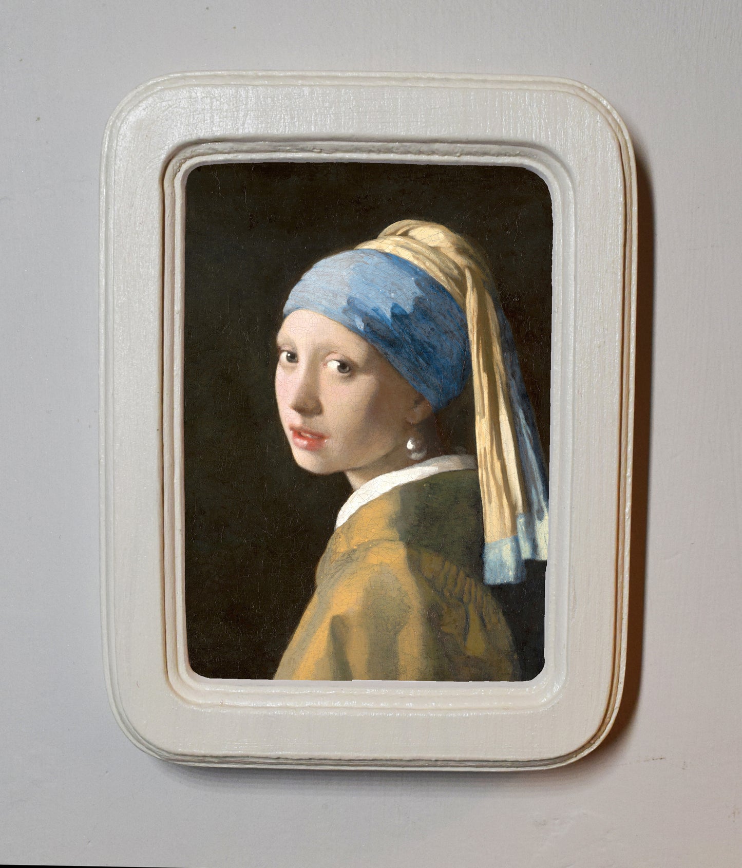 Girl With A Pearl Earring Johannes Vermeer c. 1665 4" x 6" Rectangle Roman Edged Wooden Framed Classic Art Print