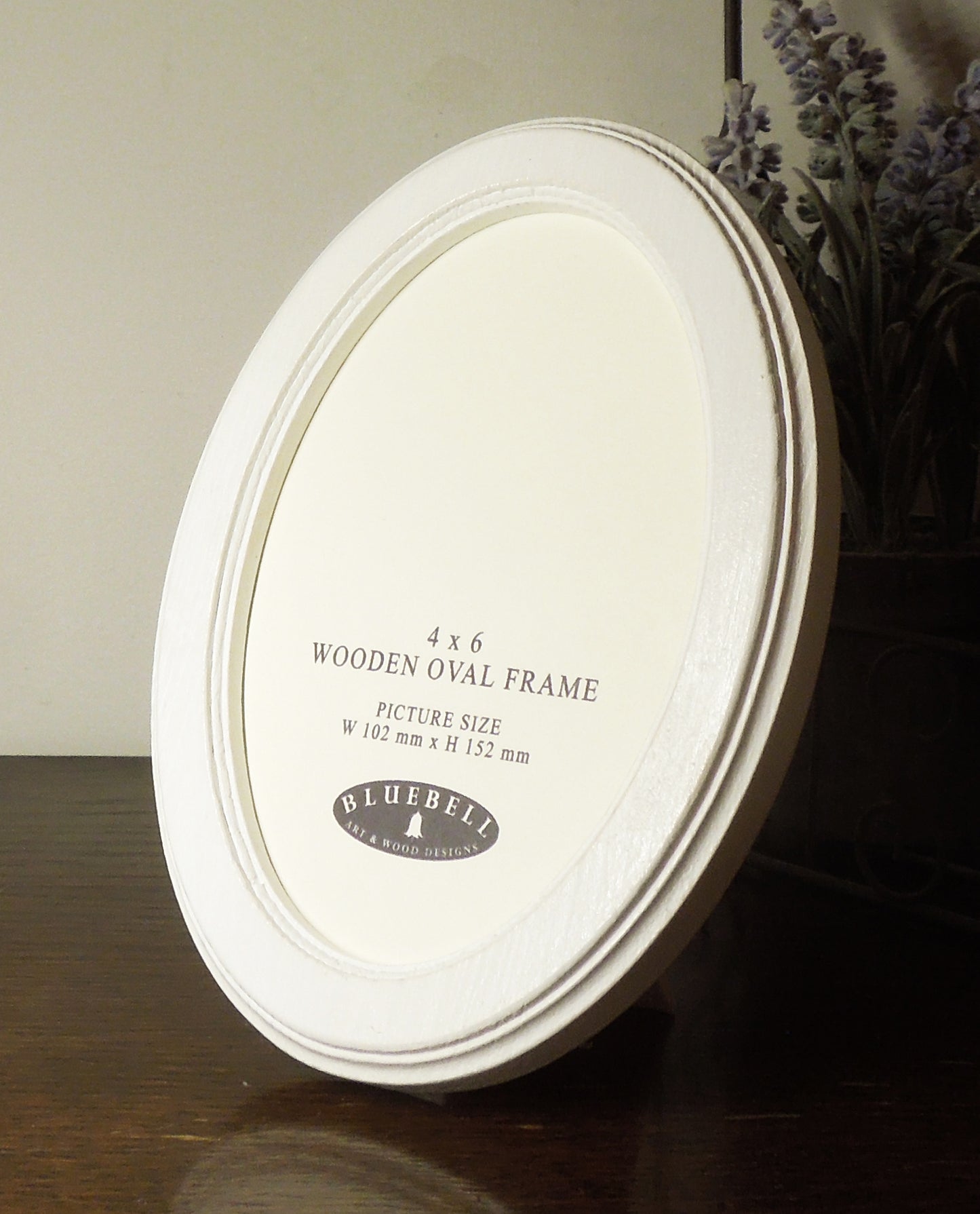 White 4" x 6" Oval Roman Edged Handmade Wooden Photo Picture Frame
