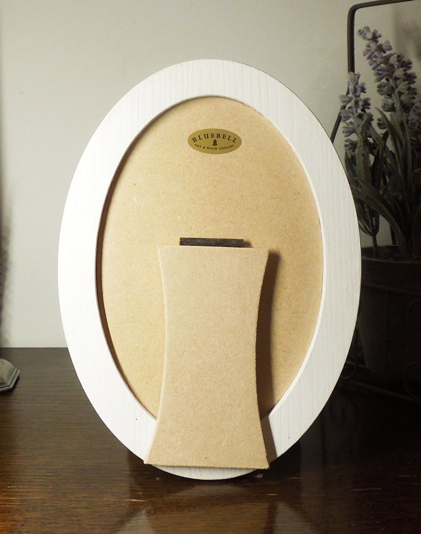 White 4" x 6" Oval Roman Edged Handmade Wooden Photo Picture Frame