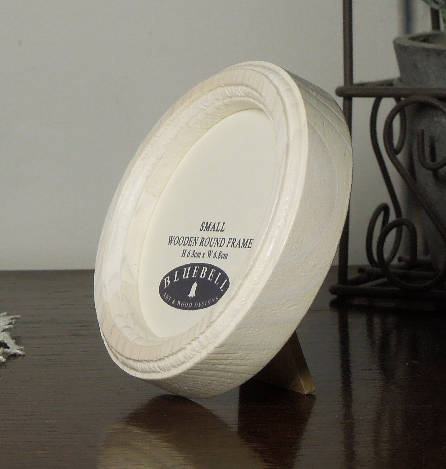 White 2.5" x 2.5" Round Handmade Wooden Photo Picture Frame