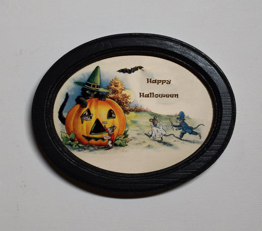 Happy Halloween Cat and Pumkin Oval Wooden Framed Print