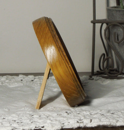 Light Oak Round Shaped Wooden Photo Frame 8”x8”, 7”x7”, 6"x6", 5"x5", 4"x4", 3"x3", 2.5"x2.5"