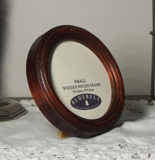 Mahogany Round Shaped Wooden Photo Frame 8”x8”, 7”x7”, 6"x6", 5"x5", 4"x4", 3"x3", 2.5"x2.5"