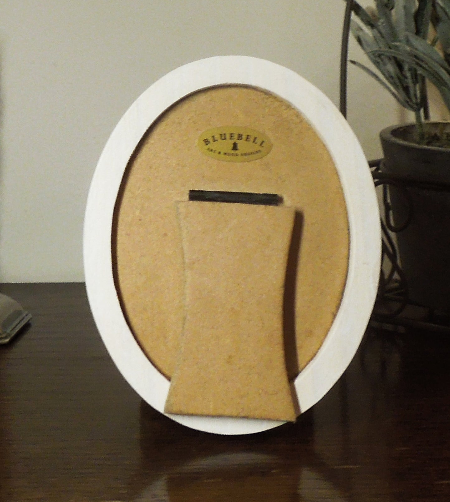 White 3" x 4" Oval Handmade Wooden Photo Picture Frame