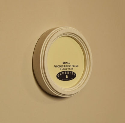 White Round Shaped Wooden Photo Frame 8”x8”, 7”x7”, 6"x6", 5"x5", 4"x4", 3"x3", 2.5"x2.5"