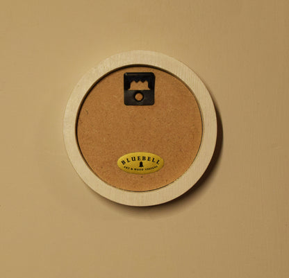 White Round Shaped Wooden Photo Frame 8”x8”, 7”x7”, 6"x6", 5"x5", 4"x4", 3"x3", 2.5"x2.5"