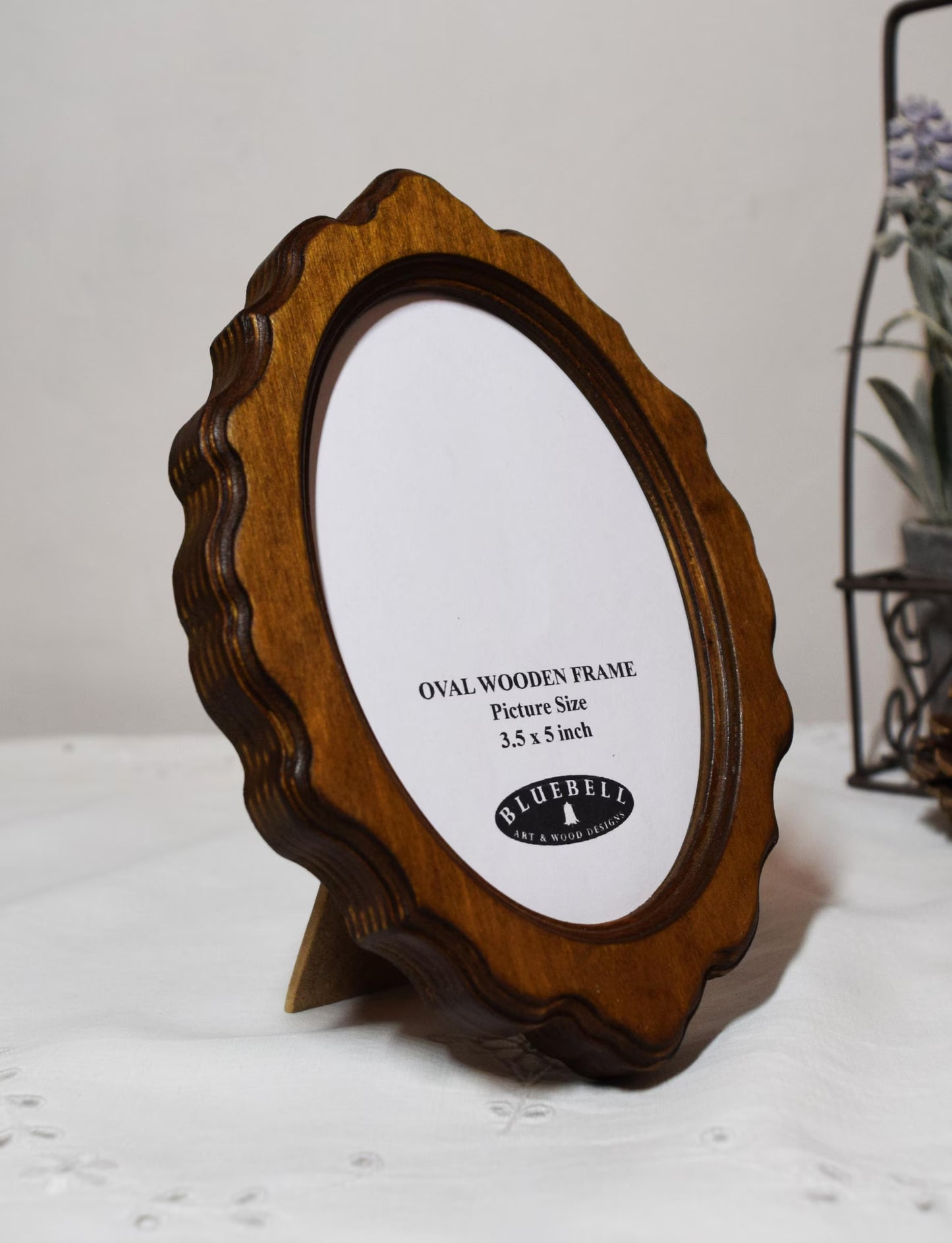 Light Oak Scalloped Oval Wooden Photo Frame 5"x7", 4"x6", 3.5"x5"