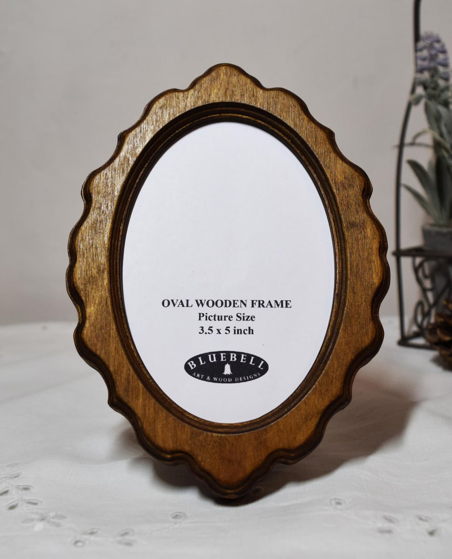 Light Oak Scalloped Oval Wooden Photo Frame 5"x7", 4"x6", 3.5"x5"